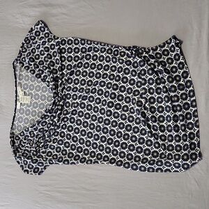 Max Studio fall layering top